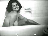 Vintage Big Tits Bathtime