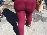 Big Dominican ass see thru leggins