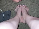 Cum on sexy pink toes (Feet Cumshot)